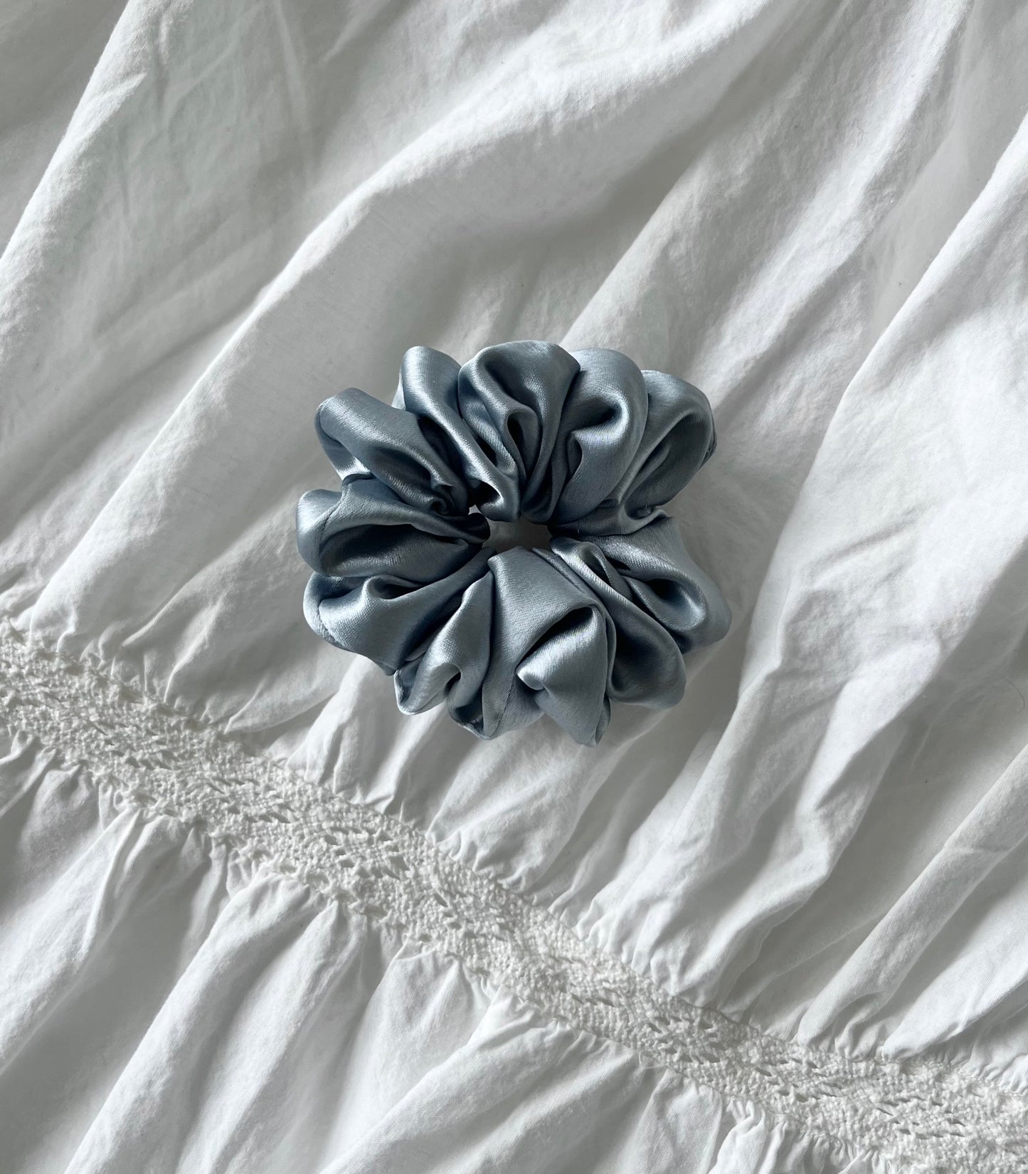 Silk Scrunchie in Cool Silver