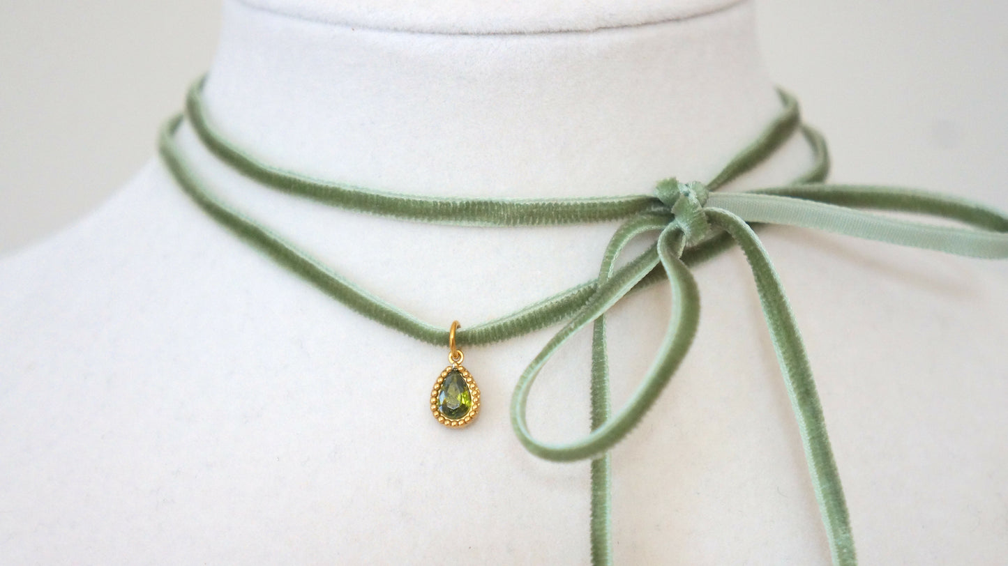 Vivienne Velvet Wrap Choker Necklace - Olive Green