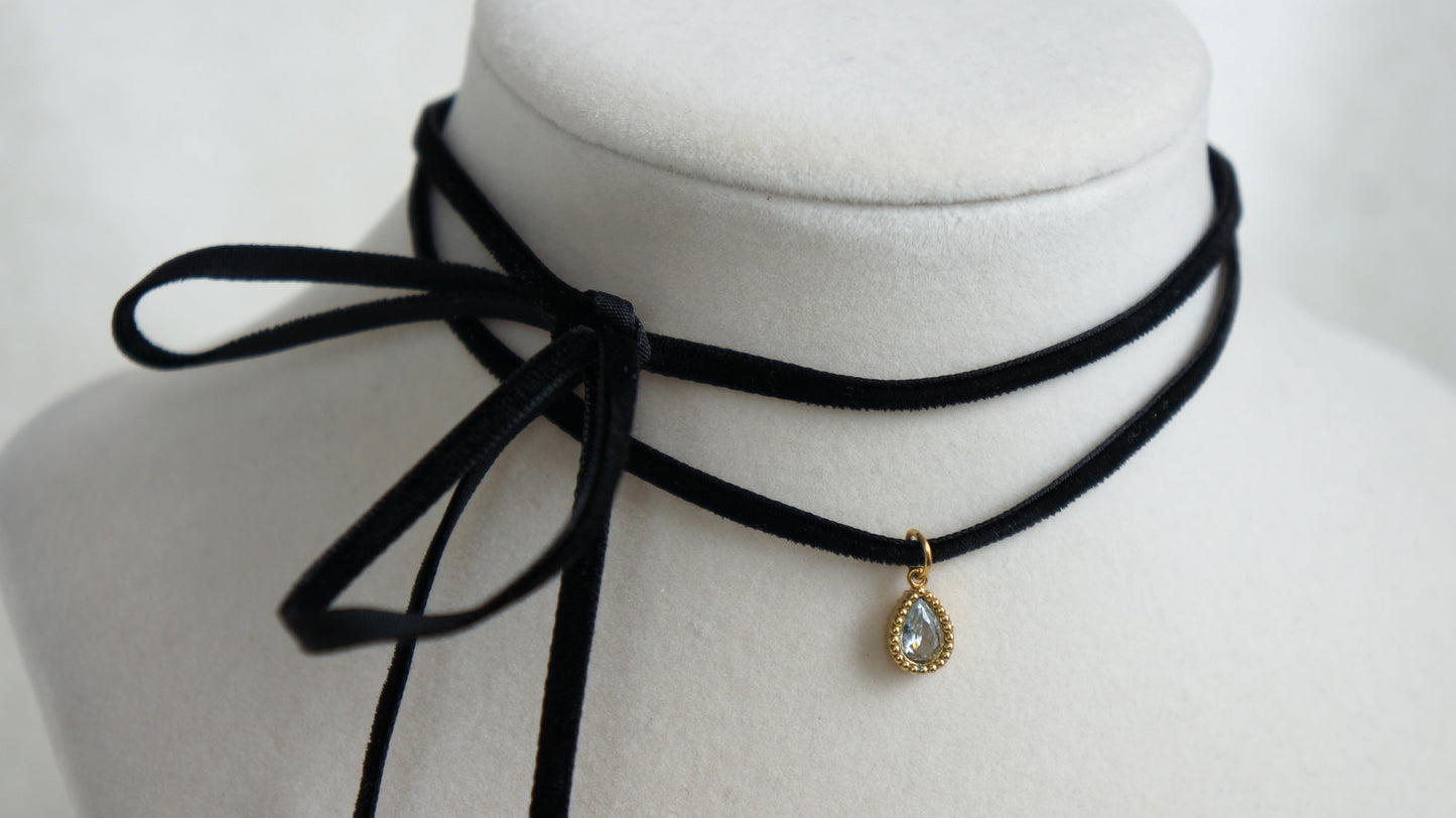 Vivienne Velvet Wrap Choker Necklace - Black